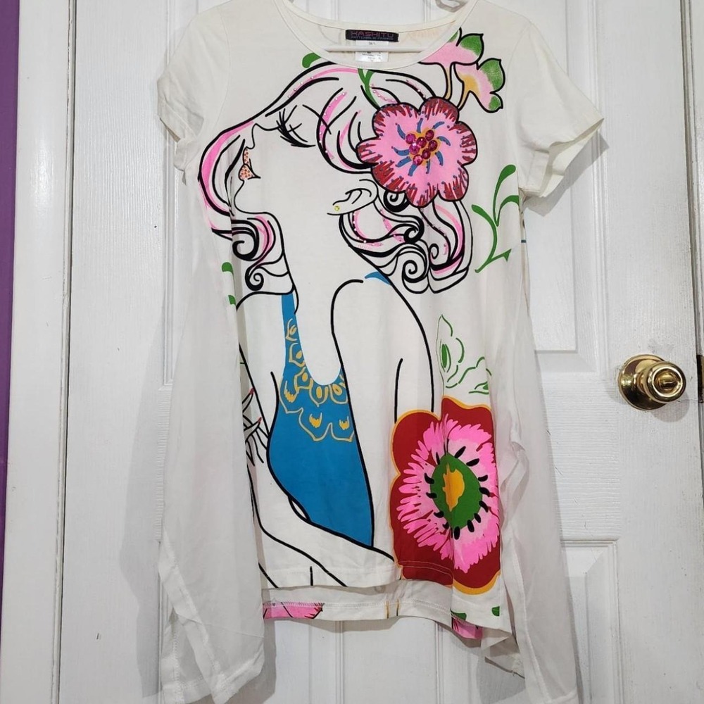 Y2K White Anime Girl Graphic Tshirt